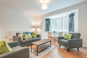 Modern, City living Apartments- Private parking